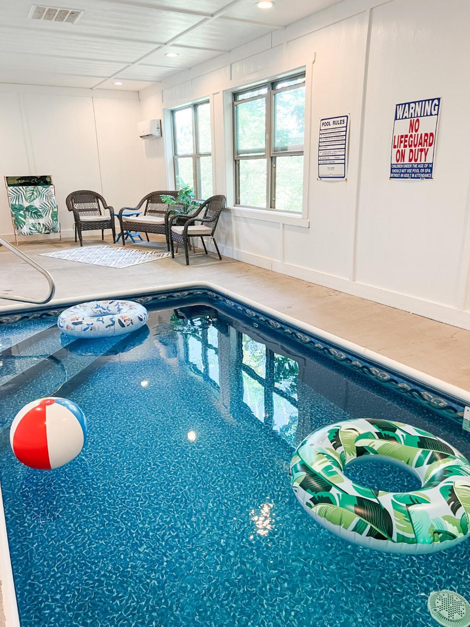 Indoor Heated Pool Hot Tub Cabin سيفيرفيل المظهر الخارجي الصورة