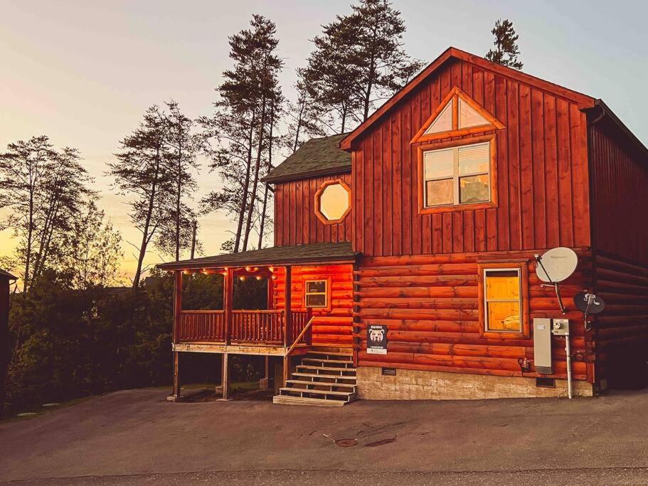 Indoor Heated Pool Hot Tub Cabin سيفيرفيل المظهر الخارجي الصورة