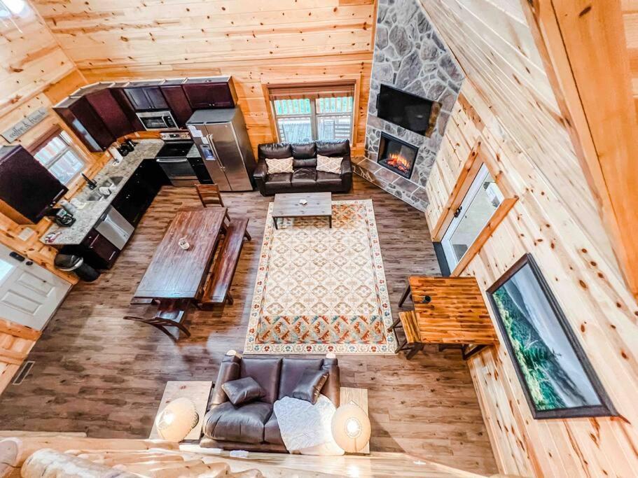 Indoor Heated Pool Hot Tub Cabin سيفيرفيل المظهر الخارجي الصورة